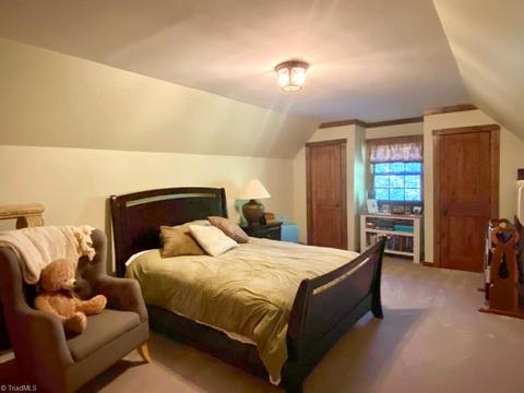 315 Old Forge Rd, Pilot Mountain, NC 27041 photo 19