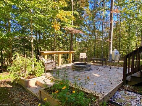 315 Old Forge Rd, Pilot Mountain, NC 27041 photo 28