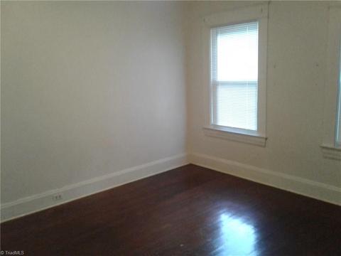 830 Circle Dr, High Point, NC 27262 photo 7