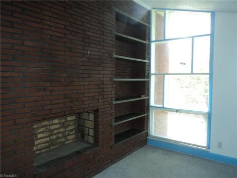 300 E Moore Ave, High Point, NC 27263 photo 5