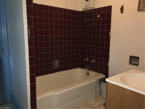 300 E Moore Ave, High Point, NC 27263 photo 15