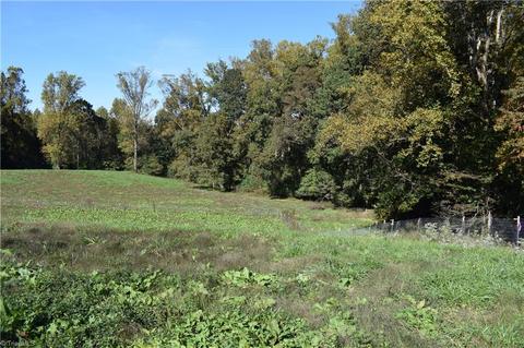 1391 E Memorial Hwy, Harmony, NC 28634 photo 10