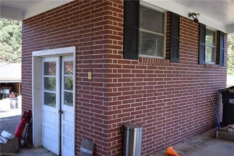 1391 E Memorial Hwy, Harmony, NC 28634 photo 5