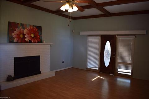 1391 E Memorial Hwy, Harmony, NC 28634 photo 17