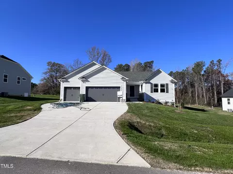 193 Paint Horse Dr, Benson, NC 27504