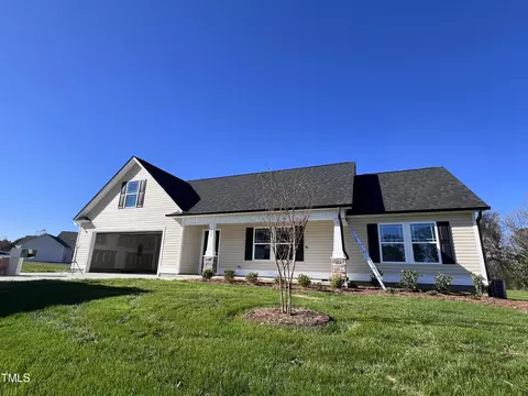 155 Paint Horse Dr, Benson, NC 27504