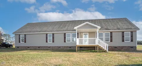 11299 Old 125 Rd, Scotland Neck, NC 27874