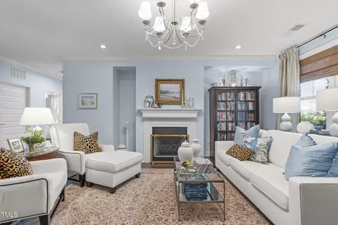 714 Waterford Lake Dr # 714, Cary, NC 27519