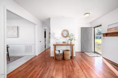 5215 Pelham Rd, Durham, NC 27713 photo 9