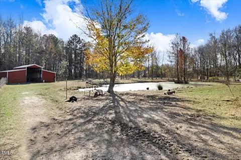645 Woodards Dairy Rd, Kenly, NC 27542