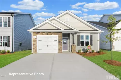 530 Sturgeon St, Smithfield, NC 27577