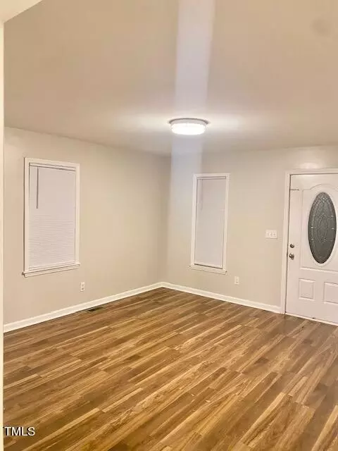 103 Center St, Garner, NC 27529 photo 2