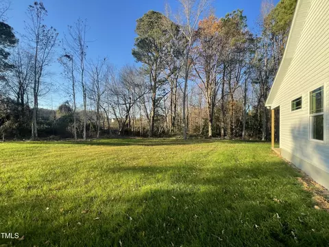 365 Axum Rd, Willow Spring, NC 27592 photo 18