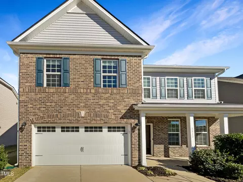 2517 Cattail Pond Dr, Zebulon, NC 27597