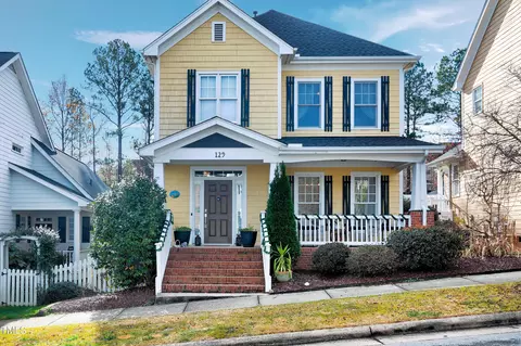 129 Kingsport Rd, Holly Springs, NC 27540