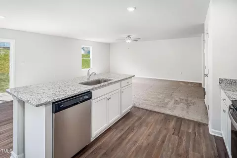237 Crow Field St, Roxboro, NC 27574 photo 5