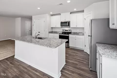 237 Crow Field St, Roxboro, NC 27574 photo 3