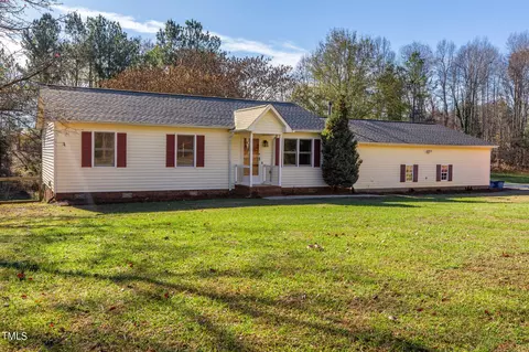 5610 Golden Pine Trail Trl, Mcleansville, NC 27301