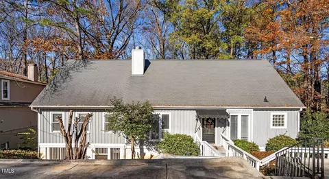 814 Northbrook Dr, Raleigh, NC 27609