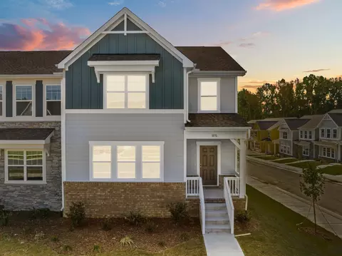 1878 Knights Crest Way, Wake Forest, NC 27587