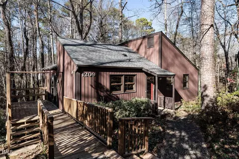 1209 Selwyn, Cary, NC 27511