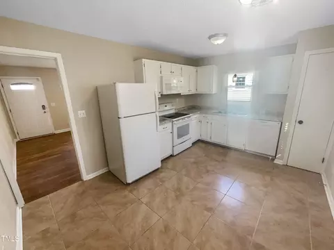 7553 Stuart Dr, Raleigh, NC 27615 photo 7