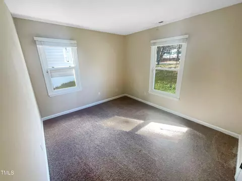 7553 Stuart Dr, Raleigh, NC 27615 photo 5