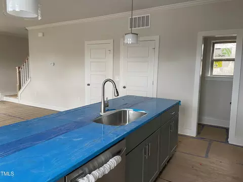 809 Colfax St, Durham, NC 27701 photo 4