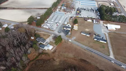 13499 Nc-210, Benson, NC 27504 photo 9