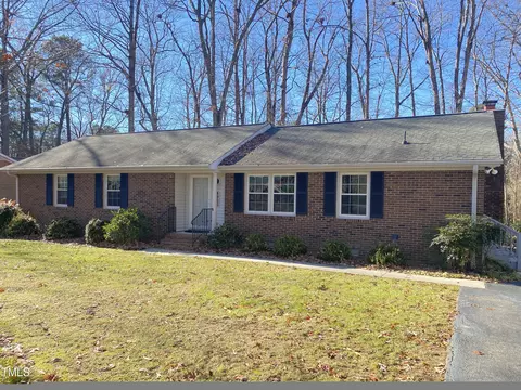 4905 Heritage Dr, Durham, NC 27712