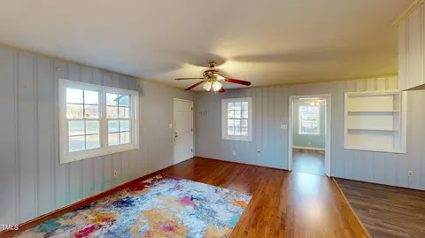 201 W Wilson St, Micro, NC 27555 photo 6