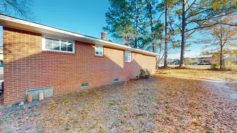 201 W Wilson St, Micro, NC 27555 photo 26