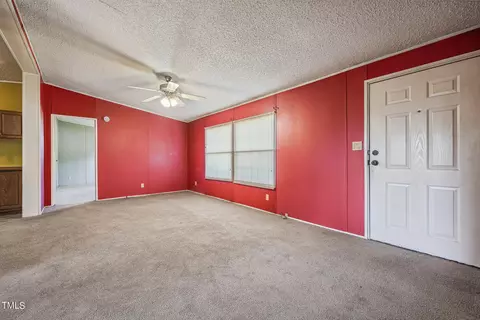 668 Lakerun Dr, Bunnlevel, NC 28323 photo 4