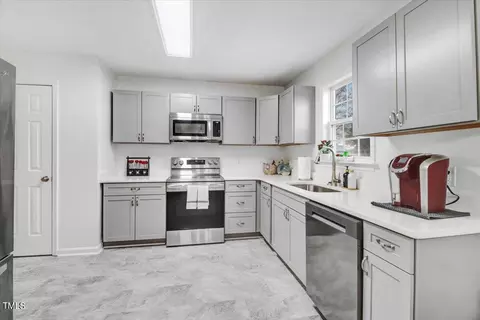 115 Clarence Ln, Garner, NC 27529 photo 7