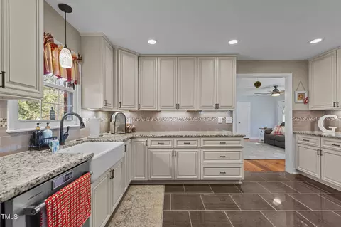 Kitchen - 5519 Dude Ranch Rd, Durham, NC 27704 photo 3 of 6