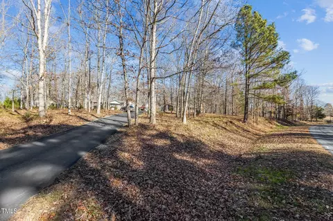 View/Area - 5519 Dude Ranch Rd, Durham, NC 27704 photo 2 of 7