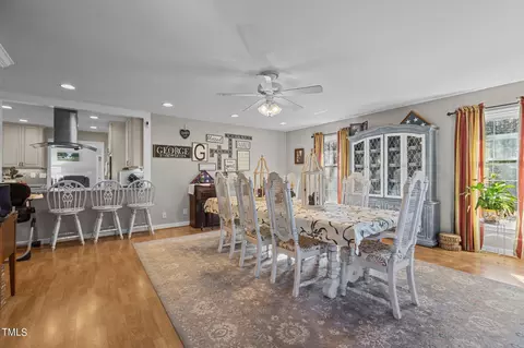 Dining - 5519 Dude Ranch Rd, Durham, NC 27704 photo 2 of 4