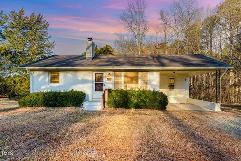 669 Olives Chapel, Apex, NC 27502