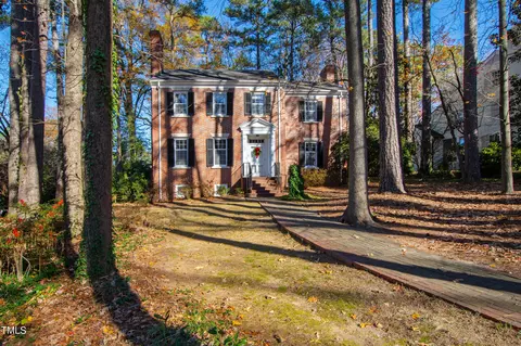 2522 Wake Dr, Raleigh, NC 27608