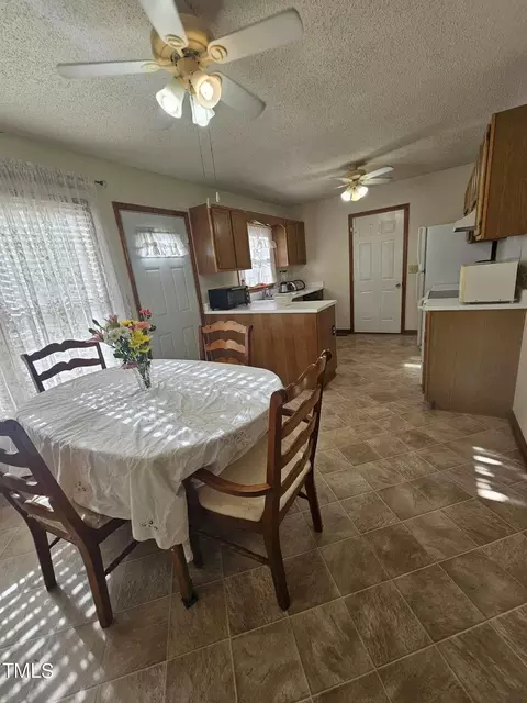 89 Doris Dr, Bunnlevel, NC 28323 photo 6