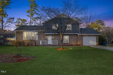 2025 Port Royal Rd, Raleigh, NC 27609