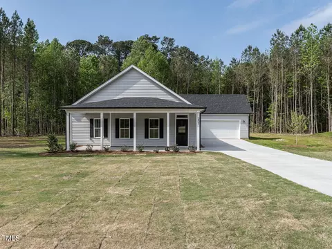 251 Green Pines Estates Dr, Kenly, NC 27542
