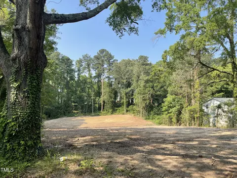 2105 Crosswind Ave, Durham, NC 27707 photo 3