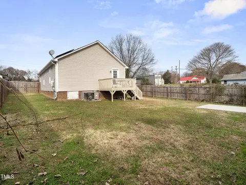 308 Cedar St, Graham, NC 27253 photo 17