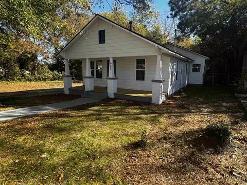 909 Wilson St SW, Wilson, NC 27893