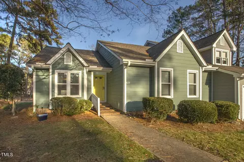 6231 Fountainhead Dr, Raleigh, NC 27609