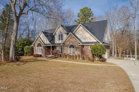 144 Christopher Dr, Clayton, NC 27520