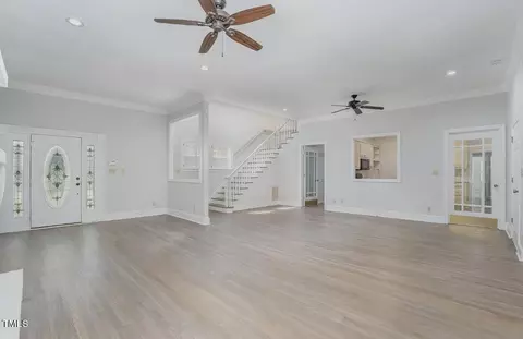 527 Robinson Dr, Wake Forest, NC 27587