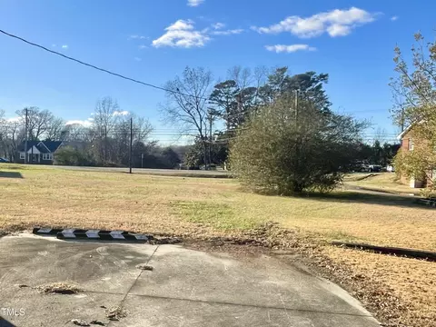 2718 Maple, Burlington, NC 27215