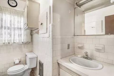 Bath - 1308 W Main St, Williamston, NC 27892 photo 1 of 3
